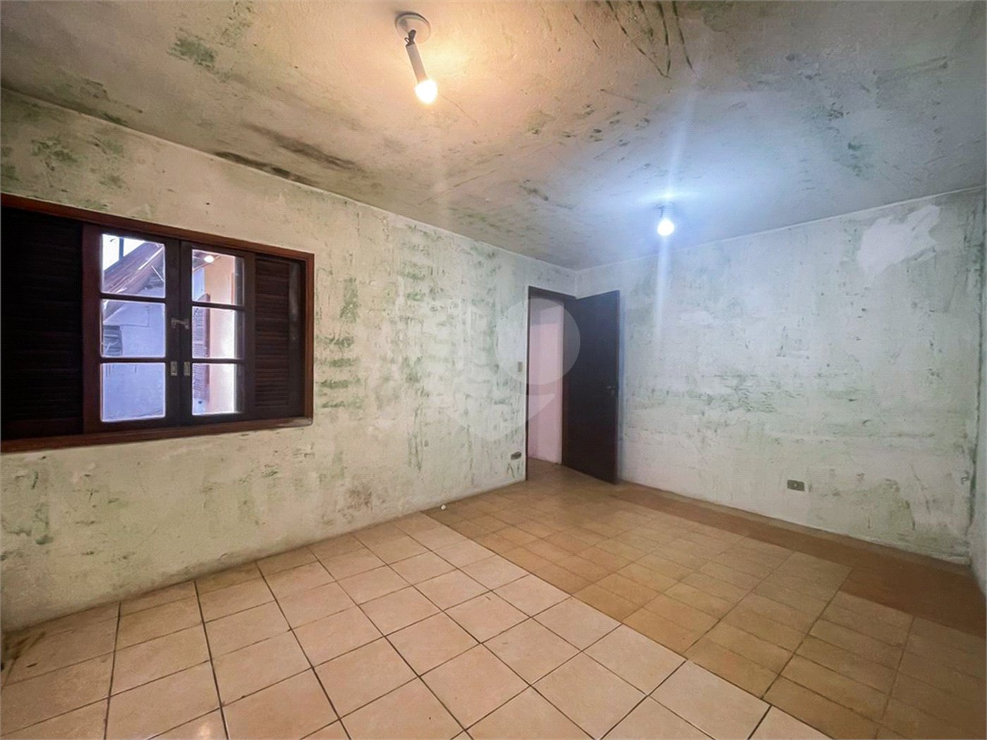 Sobrado à venda com 3 quartos, sendo 1 suíte, em Ipiranga, São Paulo, SP