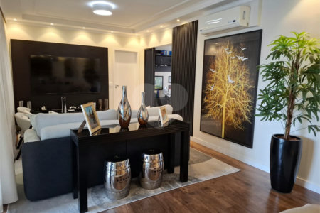 Apartamento à venda com 3 suítes em Barra Funda, São Paulo, SP