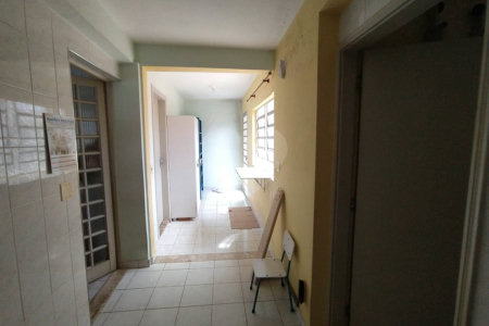 Casa à venda com 6 quartos, sendo 2 suítes, em Chora Menino, São Paulo, SP