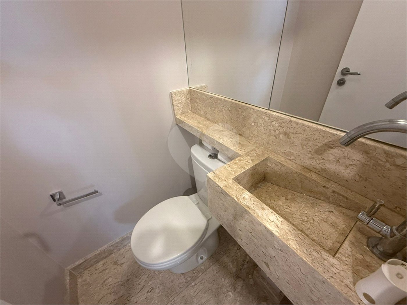 Apartamento à venda com 3 quartos, sendo 2 suítes, em Vila Irmãos Arnoni, São Paulo, SP