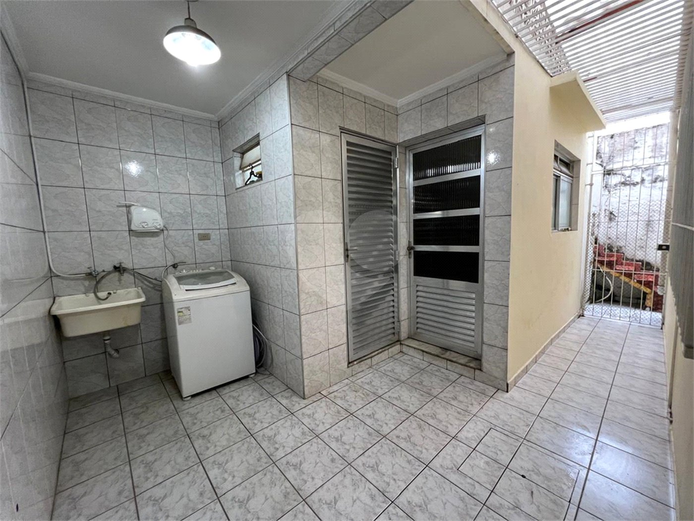 Casa à venda com 2 quartos em Parada Inglesa, São Paulo, SP