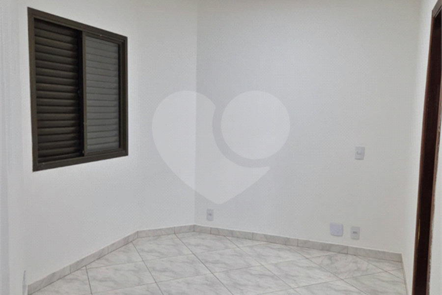 Apartamento à venda com 3 quartos, sendo 1 suíte,  em Mooca, São Paulo, SP