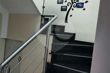 Casa à venda com 3 quartos, sendo 1 suíte, em Jardim Santa Clara, Guarulhos, SP