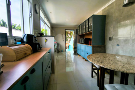 Casa à venda com 3 quartos, sendo 1 suíte, em Vila Indiana, São Paulo, SP