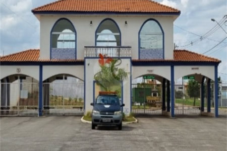 Casa à venda com 3 quartos, sendo 1 suíte, no condomínio Residencial Jardim, Sorocaba - SP