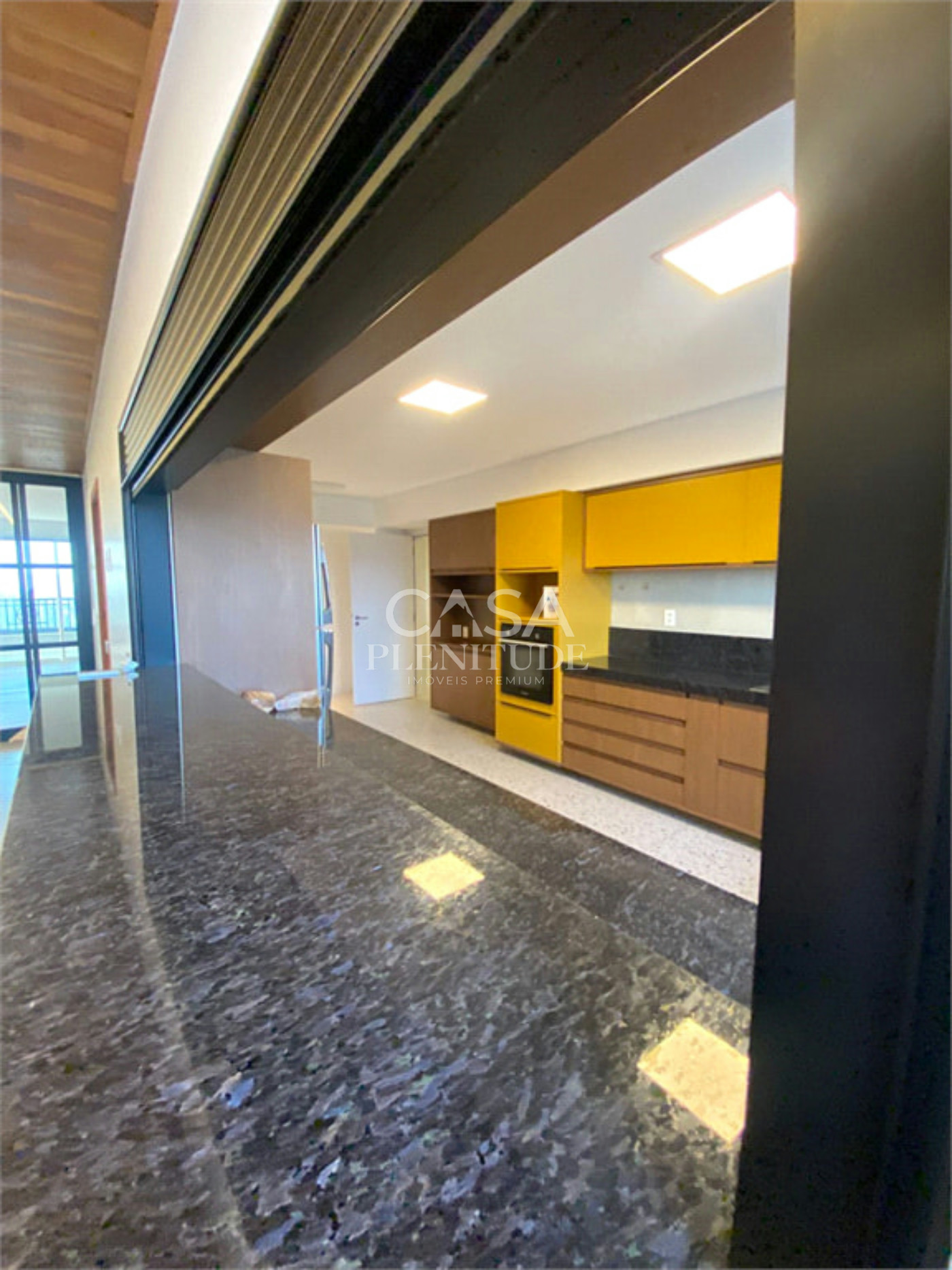 Apartamento à venda ou para alugar com 4 suítes em Parque Campolim, Sorocaba, SP