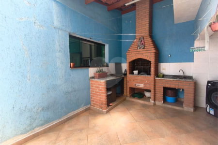 Sobrado à venda com 3 quartos, sendo 1 suíte, em Vila Nova Mazzei, São Paulo, SP