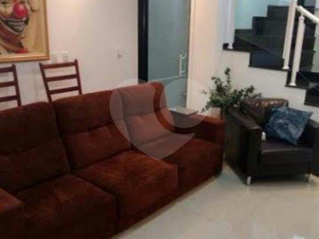 Sobrado à venda com 3 suítes em Vila Constança, São Paulo, SP