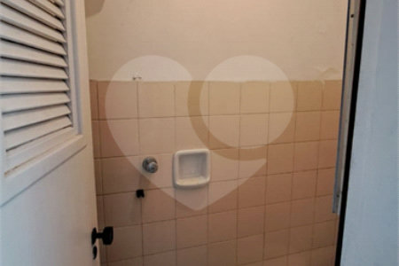 Apartamento à venda com 3 quartos, sendo 1 suíte, em Vila Mariana, São Paulo, SP