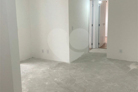 Apartamento à venda com 2 quartos, sendo 1 suíte,  em Vila Dom Pedro I, São Paulo, SP
