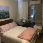 Sobrado à venda com 4 quartos, sendo 1 suíte, em Parada Inglesa, São Paulo, SP