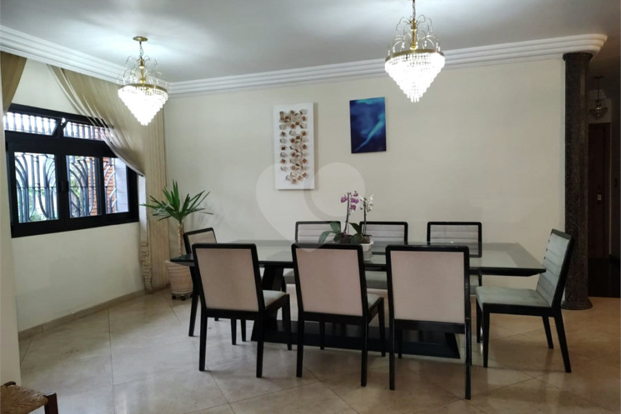 Casa Térrea à venda com 6 quartos, sendo 4 suítes, em Cangaíba, São Paulo, SP