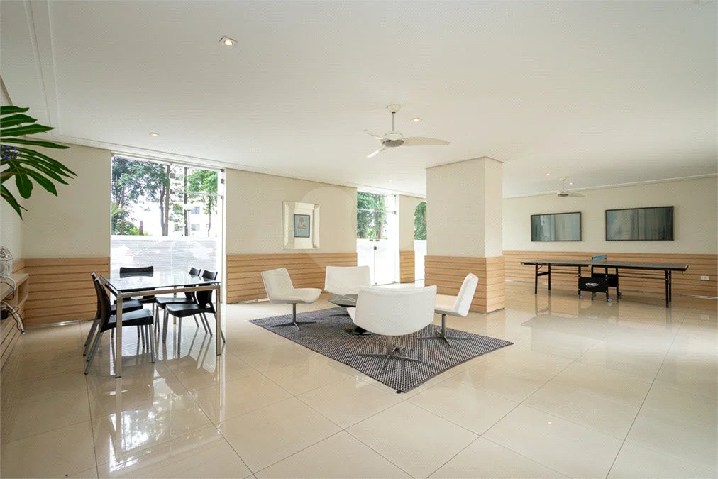 Apartamento à venda com 3 quartos, sendo 2 suítes, em MORUMBI, São Paulo, SP