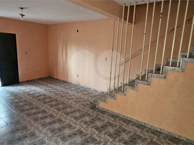 Sobrado para alugar com 3 quartos em Lauzane Paulista, São Paulo, SP