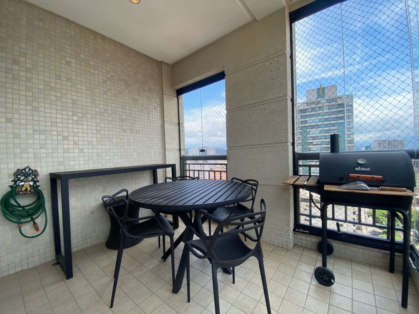 Apartamento com 3 dormitórios para alugar, 198 m² por R$ 16.000,02/mês - Gonzaga - Santos/SP