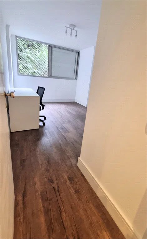 Apartamento à venda com 3 quartos, sendo 1 suíte,  em Perdizes, São Paulo, SP