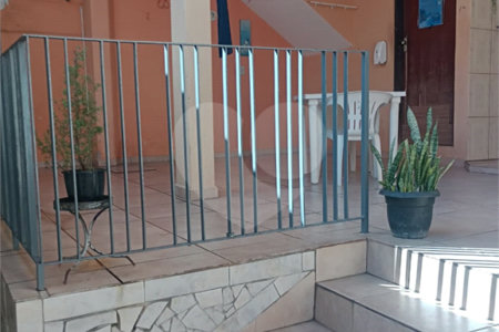 Casa à venda com 3 quartos, sendo 1 suíte,  no Centro, Mogi das Cruzes, SP