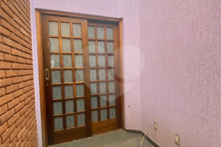 Casa à venda com 3 quartos, sendo 1 suíte, no Centro, Araraquara, SP