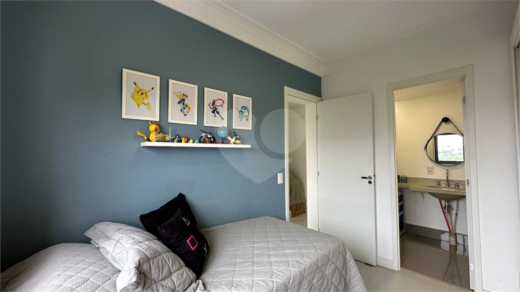 Apartamento à venda com 3 suítes em Jardim Prudência, São Paulo, SP