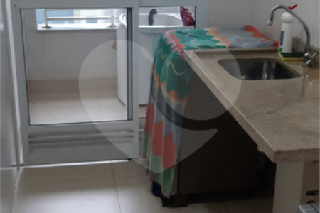 Apartamento à venda com 1 quarto em Santa Efigênia, São Paulo, SP