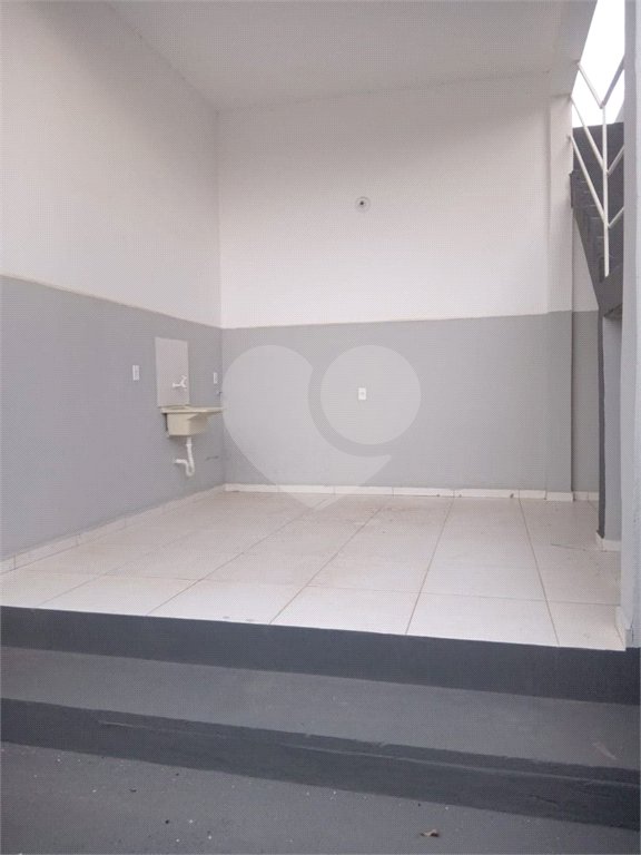 Casa à venda com 2 quartos, sendo 1 suíte, no Centro, Mairinque, SP
