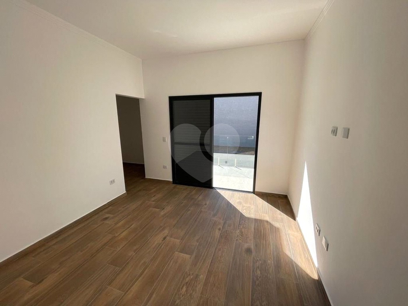 Casa à venda com 3 suítes em Parque Arco Iris, Atibaia, SP