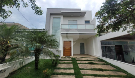 Casa à venda com 3 suítes no condomínio Horto Florestal II, Sorocaba - SP