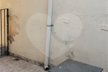 Sobrado à venda com 4 quartos, sendo 1 suíte, em Vila Nivi, São Paulo, SP