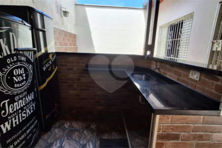 Casa à venda com 2 quartos, sendo 1 suíte, em Vila Assis, Sorocaba, SP
