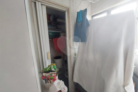 Apartamento à venda com 3 quartos, sendo 1 suíte, em Vila Cordeiro, São Paulo, SP