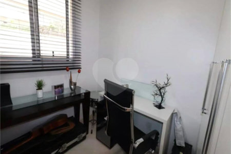 Apartamento à venda com 3 quartos, sendo 1 suíte, em Vila Andrade, São Paulo, SP