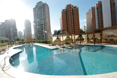 Apartamento à venda com 3 suítes em Moema, São Paulo, SP