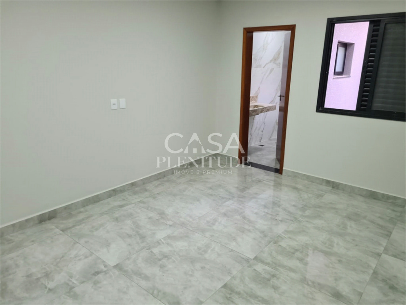 Casa em condomínio à venda com 3 quartos, sendo 1 suíte, em Wanel Ville, Sorocaba, SP