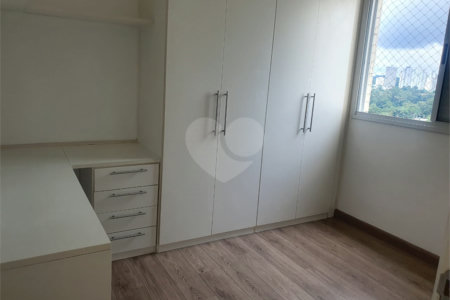 Apartamento à venda com 3 quartos, sendo 1 suíte, em Granja Julieta, São Paulo, SP