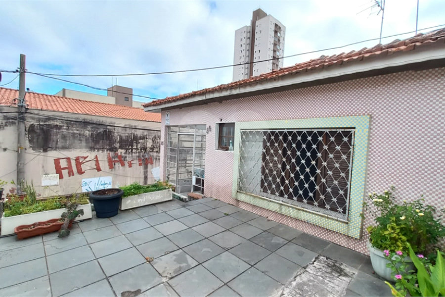 Casa Térrea à venda com 4 quartos, sendo 2 suítes, em Vila Gustavo, São Paulo, SP