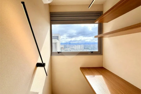 Apartamento à venda com 4 quartos, sendo 3 suítes, em Água Branca, São Paulo, SP