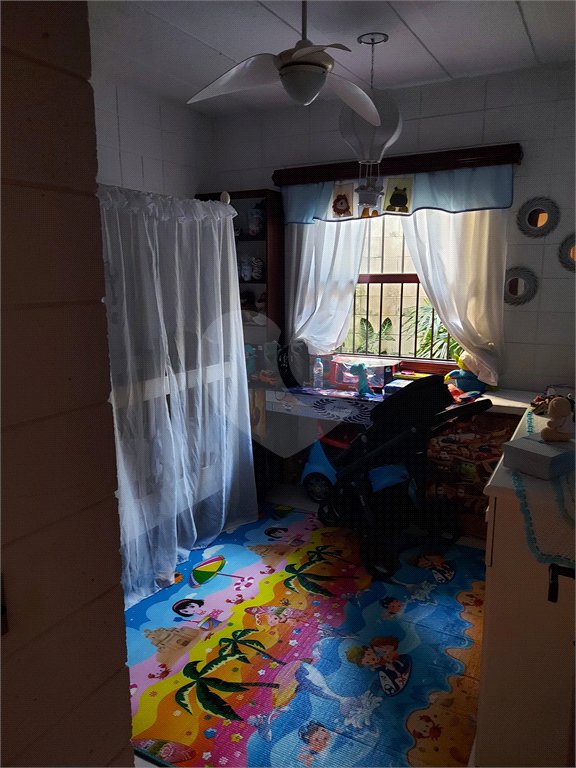 Casa à venda com 3 quartos, sendo 1 suíte, em Jardim Leonor, São Paulo, SP
