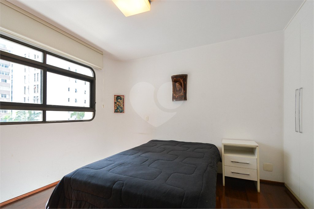 Apartamento à venda com 4 quartos, sendo 3 suítes,  em Jardim Paulista, São Paulo, SP