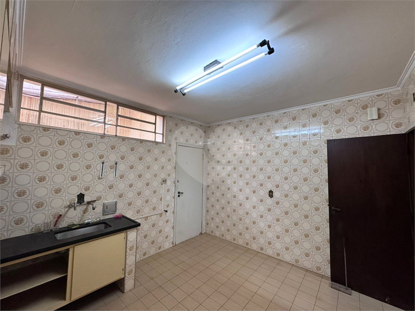 Sobrado à venda com 4 quartos, sendo 3 suítes, em Jardim América, Ribeirão Preto, SP