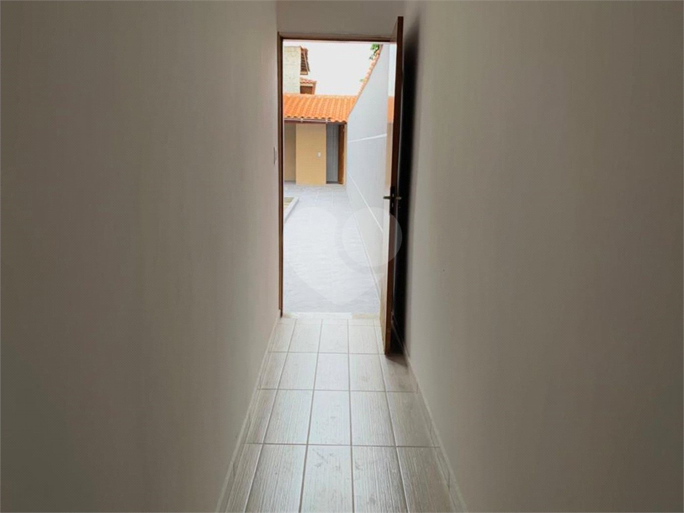 Sobrado à venda com 3 quartos, sendo 1 suíte, em Tremembé, São Paulo, SP