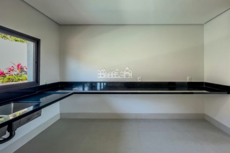 Casa à venda com 3 quartos, sendo 3 suítes, em Jardim Paulista, Atibaia - SP
