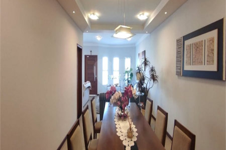 Casa à venda com 4 quartos, sendo 2 suítes, no condomínio Residencial Villa dos Inglezes, Sorocaba - SP