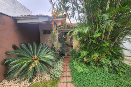 Casa à venda com 3 quartos, sendo 1 suíte, em Jardim Europa, Sorocaba, SP