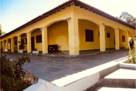 Sítio à venda com 6 suítes em Vila Zalla, Laranjal Paulista, SP