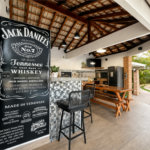 Casa à venda com 5 suítes no condomínio Parque Village Castelo, Itu - SP