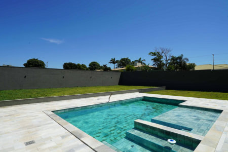 Casa à venda com 4 suítes no condomínio Gramado Park Residencial, Álvares Machado - SP