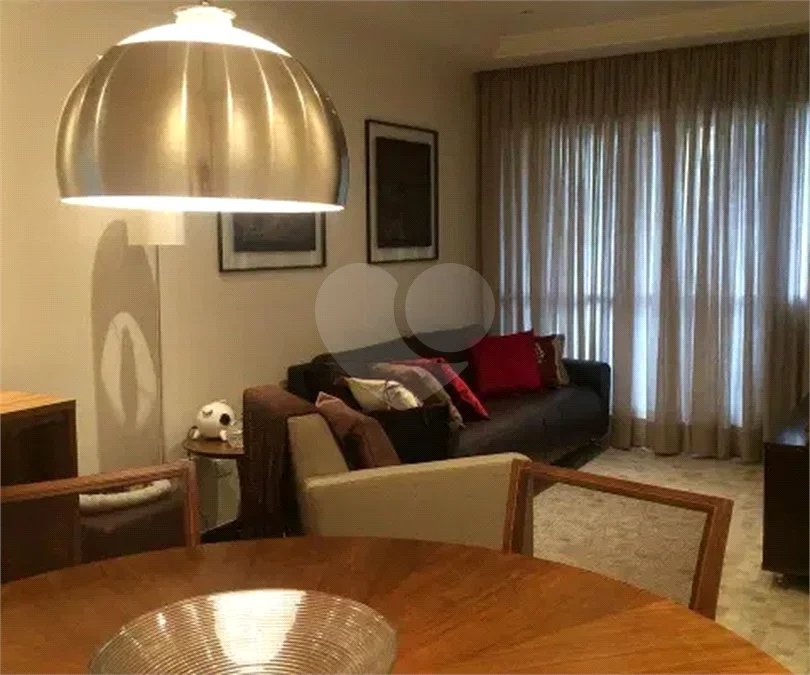 Apartamento Amplo na Saúde | 89 m², 2 Dormitórios e 1 Vaga