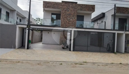 Casa à venda com 4 suítes em São Lourenço, Bertioga, SP