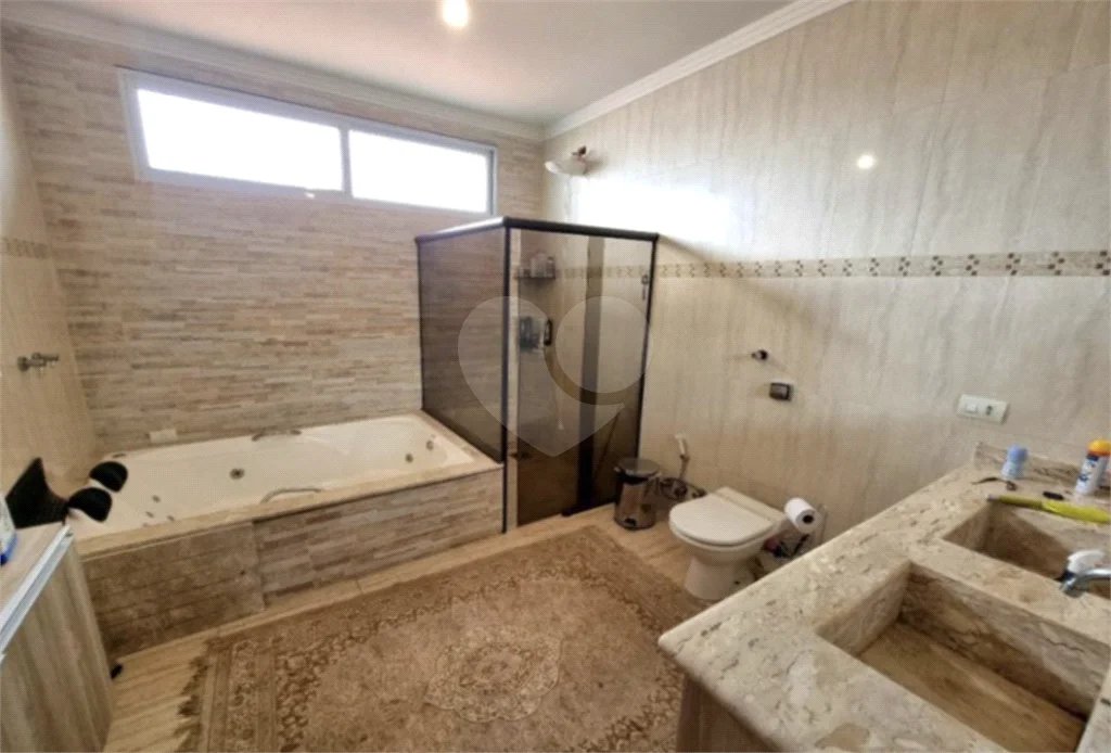 Casa à venda com 5 quartos no bairro Jardim Santa Silvia em Piracicaba/SP.