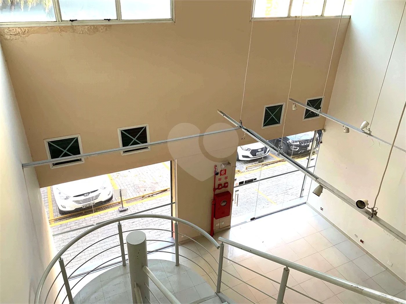 Aluga-se loja de rua, 230 m2, no Portal do Morumbi